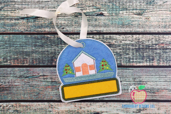 Christmas House in Snow Globe ITH